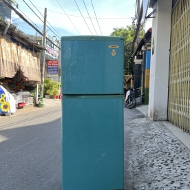 Tủ lạnh sanyo 130 lit ( màu xanh )